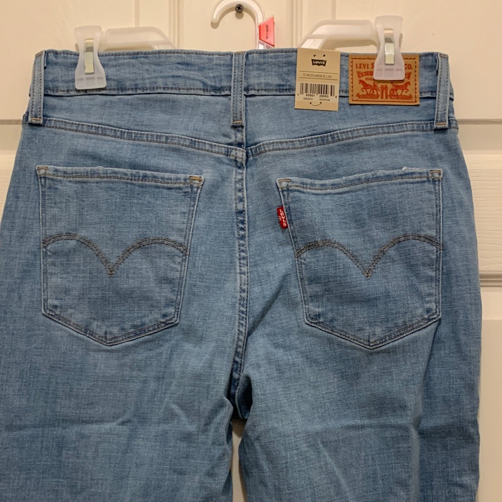 Levi's Sky Blue High Rise Ripped Jeans - Picture 8 of 8